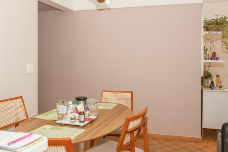 Apartamento à venda com 83m², 3 quartos e 2 vagasSala