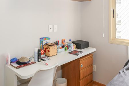 Apartamento à venda com 83m², 3 quartos e 2 vagasQuarto 2