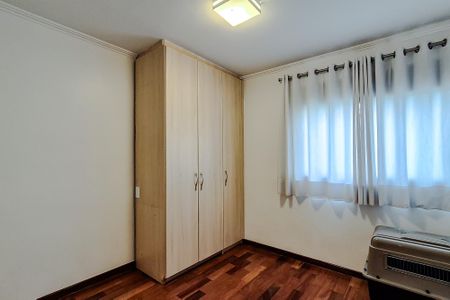 Apartamento à venda com 105m², 3 quartos e 2 vagas Apartamento à venda com 105m², 3 quartos e 2 vagasQuarto 3