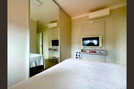 Apartamento à venda com 159m², 3 quartos e 3 vagasQuarto 2