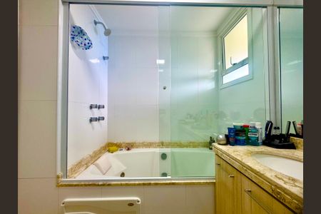 Apartamento à venda com 159m², 3 quartos e 3 vagasSuite quarto 3