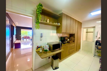 Apartamento à venda com 159m², 3 quartos e 3 vagasCozinha