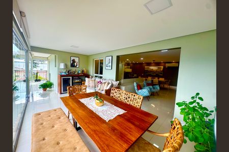 Apartamento à venda com 159m², 3 quartos e 3 vagasVaranda gourmet