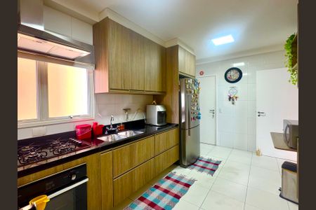 Apartamento à venda com 159m², 3 quartos e 3 vagasCozinha