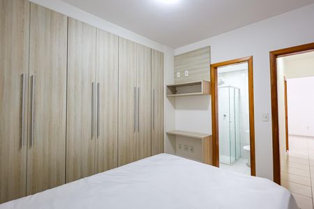 Apartamento para alugar com 73m², 3 quartos e 1 vaga Apartamento para alugar com 73m², 3 quartos e 1 vagaSuite