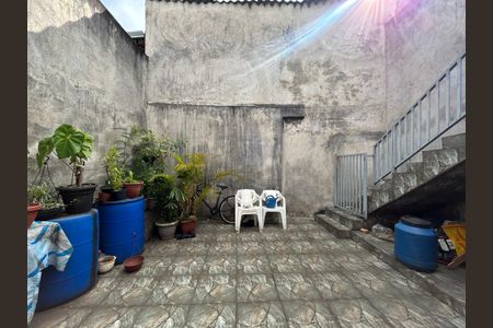 Casa à venda com 210m², 4 quartos e 1 vagaQuintal