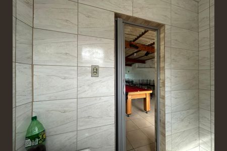 Casa à venda com 210m², 4 quartos e 1 vagaBanheiro do Salão de Festas e Churrasqueira