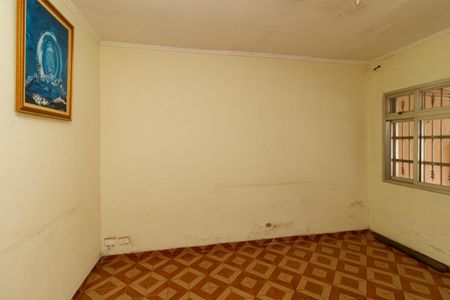 Casa para alugar com 100m², 2 quartos e 2 vagasSala