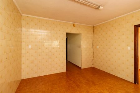 Casa para alugar com 100m², 2 quartos e 2 vagasCozinha