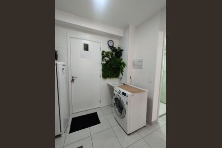 Área de Serviço de apartamento para alugar com 2 quartos, 34m² em Parque Fongaro, São Paulo