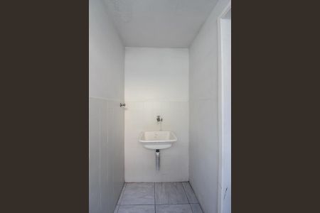 Casa de condomínio à venda com 80m², 3 quartos e 1 vagaÁrea de Serviço