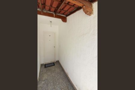 Casa de condomínio à venda com 80m², 3 quartos e 1 vagaEntrada