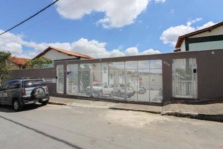 Casa de condomínio à venda com 80m², 3 quartos e 1 vagaFachada