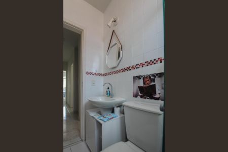 Casa de condomínio à venda com 80m², 3 quartos e 1 vagaBanheiro Social