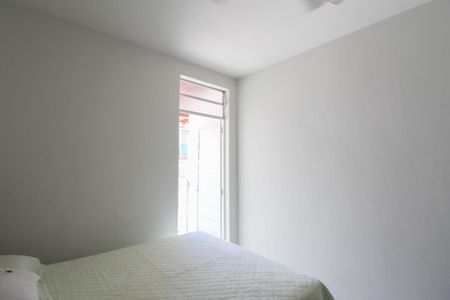 Casa de condomínio à venda com 80m², 3 quartos e 1 vagaQuarto 1