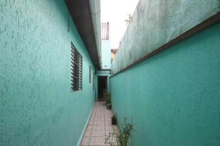 Casa para alugar com 120m², 2 quartos e 2 vagasCorredor