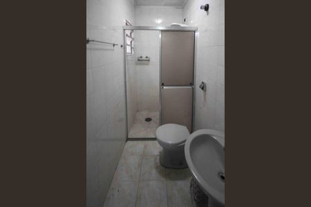 Casa para alugar com 120m², 2 quartos e 2 vagasBanheiro de Serviço