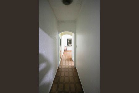 Casa para alugar com 120m², 2 quartos e 2 vagasCorredor