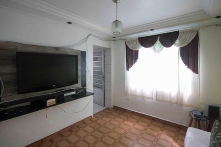 Casa para alugar com 120m², 2 quartos e 2 vagasSala