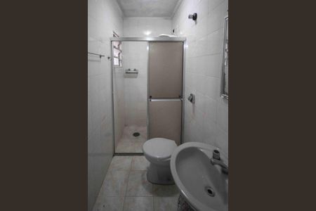 Casa para alugar com 120m², 2 quartos e 2 vagasBanheiro de Serviço