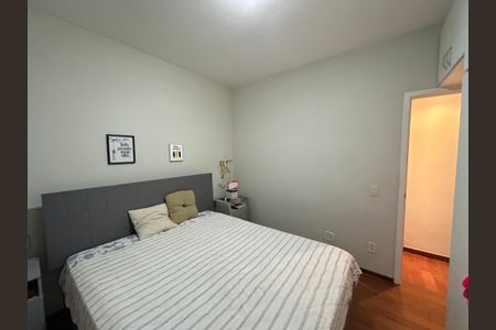 Apartamento à venda com 110m², 3 quartos e 2 vagasQuarto 2