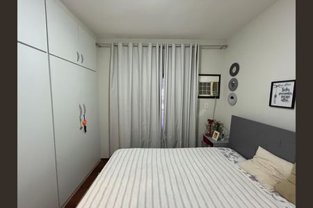 Apartamento à venda com 110m², 3 quartos e 2 vagasQuarto 2