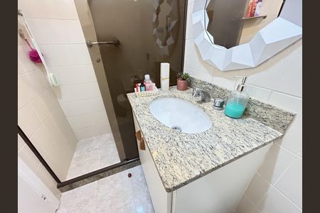 Apartamento à venda com 110m², 3 quartos e 2 vagasBanheiro social
