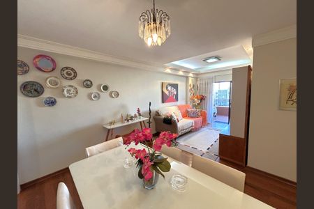 Apartamento à venda com 110m², 3 quartos e 2 vagasSala