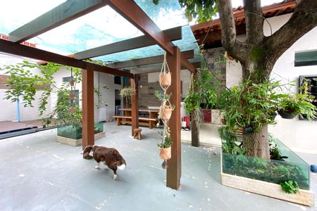 Casa à venda com 360m², 6 quartos e 6 vagasÁrea comum