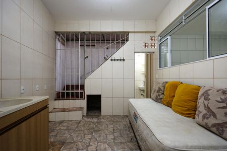 Casa para alugar com 110m², 2 quartos e sem vagaÁrea de Serviço