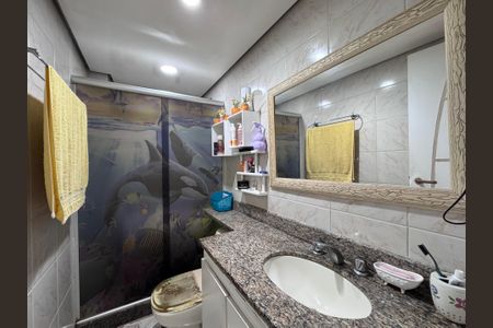 Apartamento à venda com 103m², 3 quartos e 2 vagasBanheiro Social