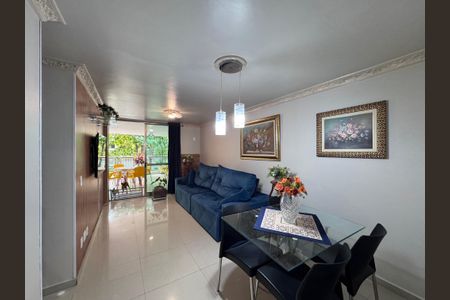 Apartamento à venda com 103m², 3 quartos e 2 vagasSala