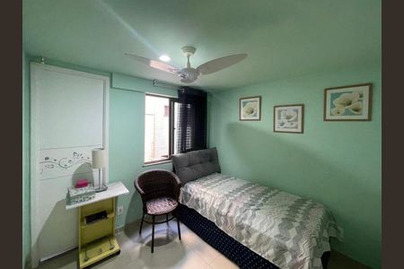 Apartamento à venda com 103m², 3 quartos e 2 vagasQuarto 2 (Reversível)