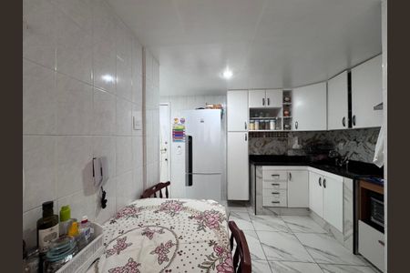 Apartamento à venda com 103m², 3 quartos e 2 vagasCozinha e Área de Serviço