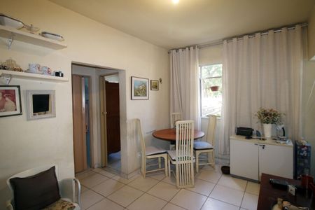 Sala de apartamento à venda com 1 quarto, 38m² em Irajá, Rio de Janeiro