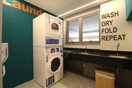 Apartamento para alugar com 42m², 1 quarto e 1 vagaÁrea Comum - Lavanderia