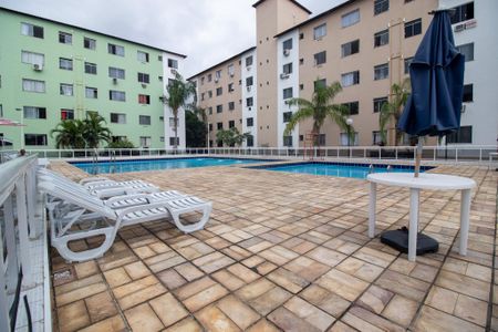 Apartamento para alugar com 57m², 2 quartos e sem vagaÁrea comum - Piscina