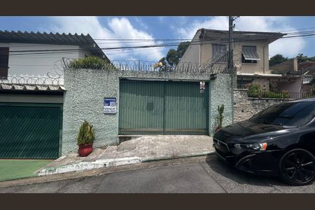 Casa à venda com 184m², 2 quartos e 5 vagasFachada