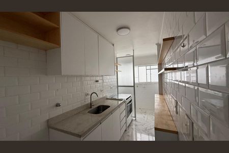 Apartamento à venda com 65m², 2 quartos e 1 vagaCozinha