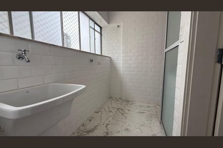 Apartamento à venda com 65m², 2 quartos e 1 vagaÁrea de serviço