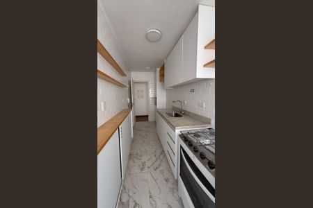 Apartamento à venda com 65m², 2 quartos e 1 vagaCozinha