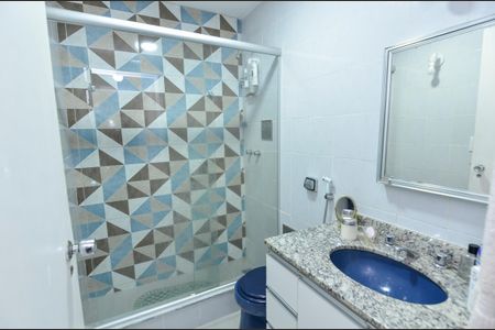 Apartamento à venda com 90m², 3 quartos e 1 vagaBanheiro 2