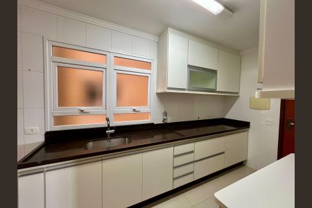 Apartamento à venda com 105m², 3 quartos e 1 vagaCozinha