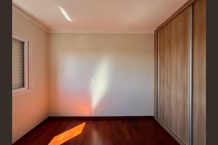 Quarto de apartamento à venda com 2 quartos, 105m² em Jardim Nova Europa, Campinas