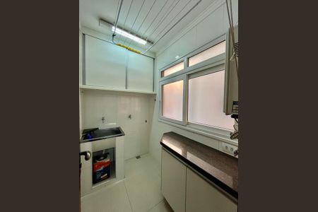 Apartamento à venda com 105m², 3 quartos e 1 vagaÁrea de Serviço