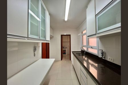 Apartamento à venda com 105m², 3 quartos e 1 vagaCozinha