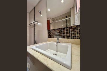 Apartamento à venda com 105m², 3 quartos e 1 vagaBanheiro da Suíte