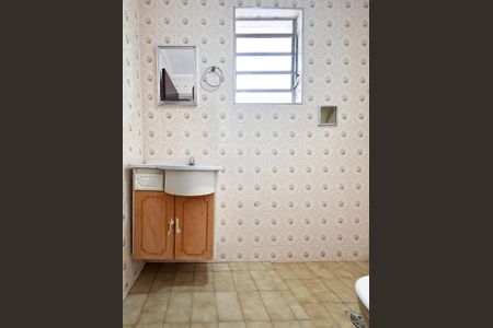 Casa para alugar com 280m², 5 quartos e 3 vagasBanheiro Social