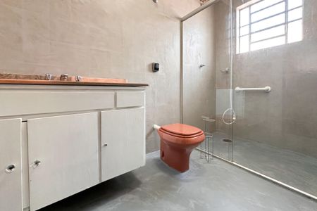 Casa para alugar com 280m², 5 quartos e 3 vagasBanheiro da Suíte 2