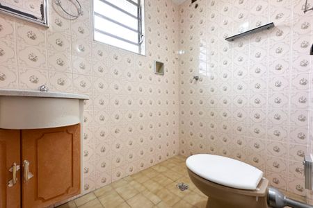 Casa para alugar com 280m², 5 quartos e 3 vagasBanheiro Social